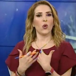 TkCorazon's tweet photo. Azucena Uresti niega los lamentables mensajes enviados al papá de Debanhi, Mario Escobar.

Por unos pesos, revictimizó a Debanhi públicamente, sin consideración al dolor de su padre.

El poder mediático se pone al servicio del crimen mientras le lleguen al precio.

#LadyMontajes. https://t.co/j95uYT2nLl