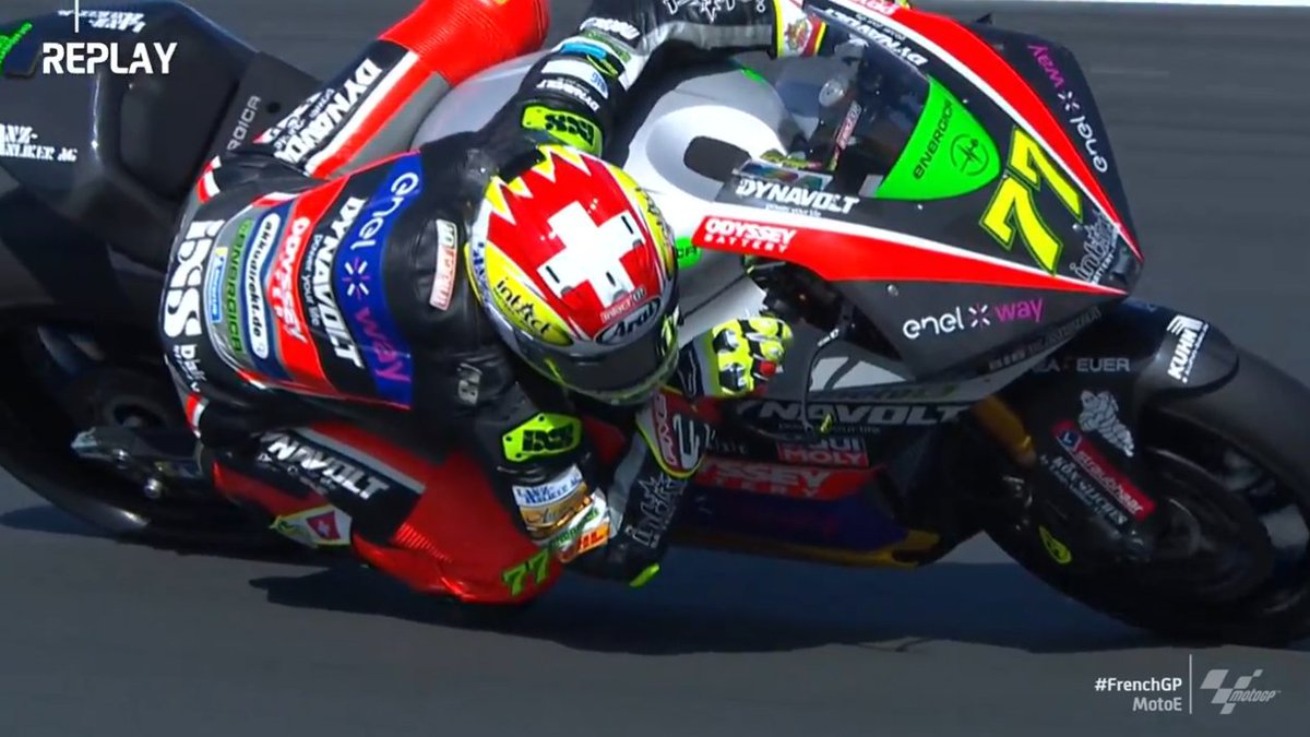 marco_felder's tweet photo. Starkes Qualifying von @DomiAegerter77 in Le Mans! Der Berner verpasst die Pole Position nur gerade um eine Tausendstel und startet morgen und am Sonntag von Startplatz 2 zu den beiden MotoE-Rennen des GPs von Frankreich.
@srfsport #srfgp #MotoE #FrenchGP https://t.co/S0PturgWzt