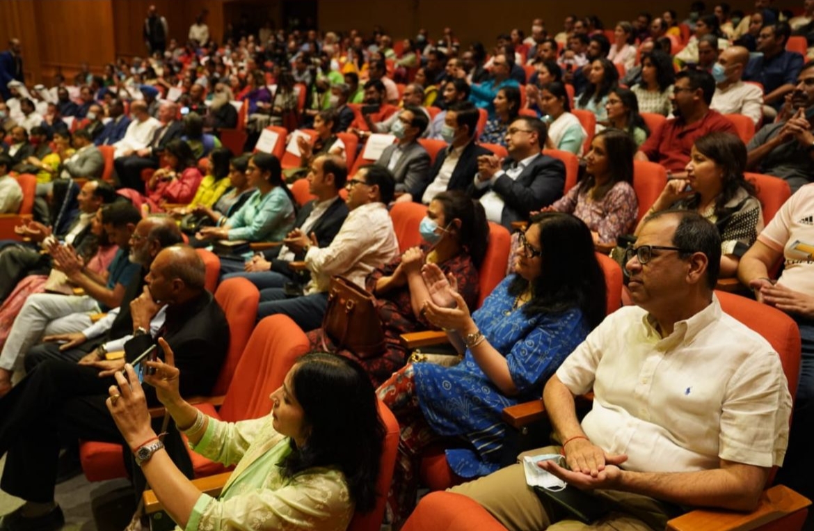 DQliving's tweet photo. #InsideDQ On May 12th, @IndianEmbRiyadh organized a Distinguished Speaker Series event in which @SadhguruJV, founder of the nonprofit organization @ishafoundation, talked about the Save Soil movement and its relevance in Saudi Arabia. https://t.co/mpgrhQjVtn
@cpsavesoil https://t.co/EsJNLxvplS