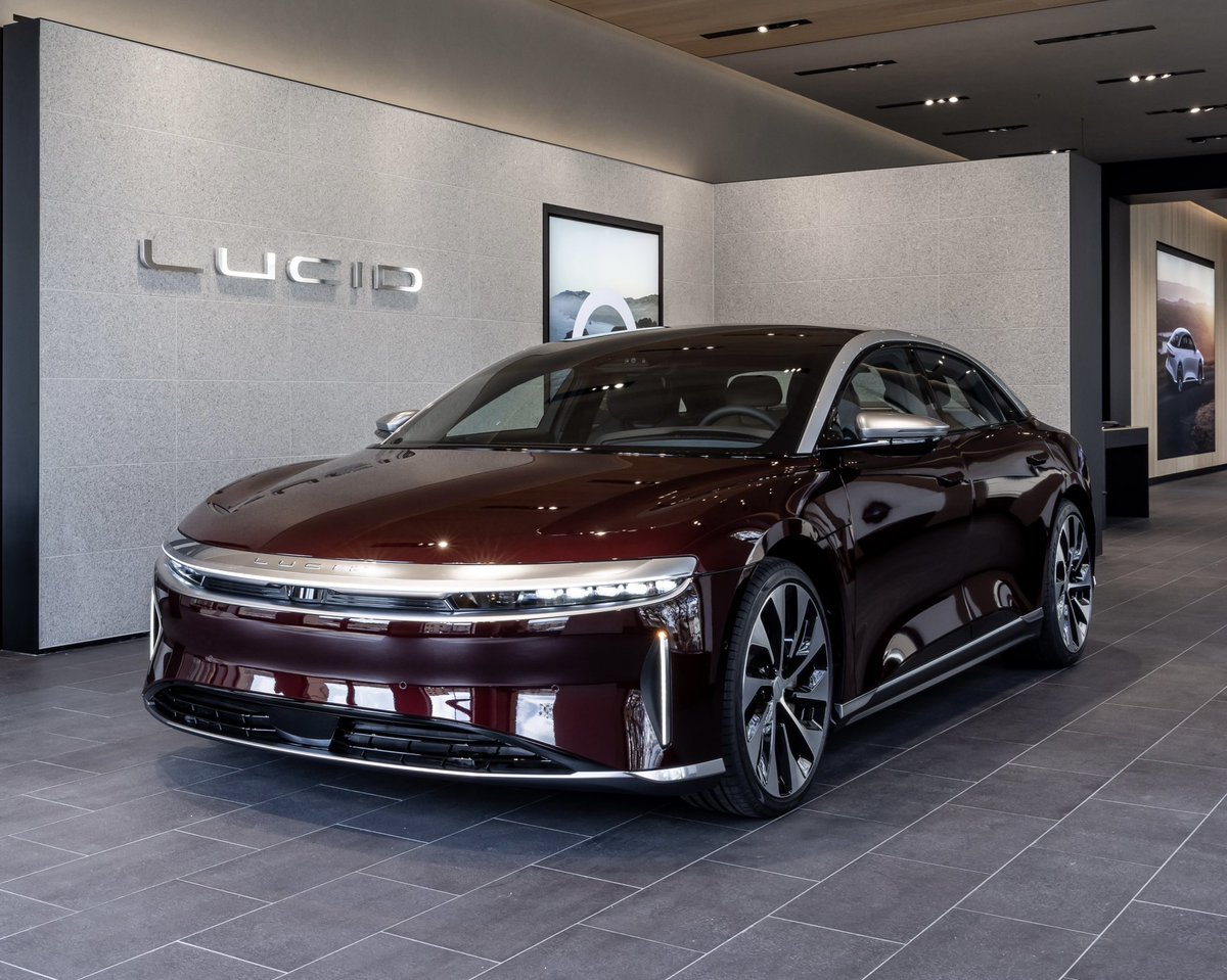 LucidMotors's tweet photo. We’ve officially landed in Europe. We’re proud to be sharing the most-efficient, longest-range #EV with the world, right here in Munich, Germany. #LucidAir #DreamAhead https://t.co/5XKpvHuAur