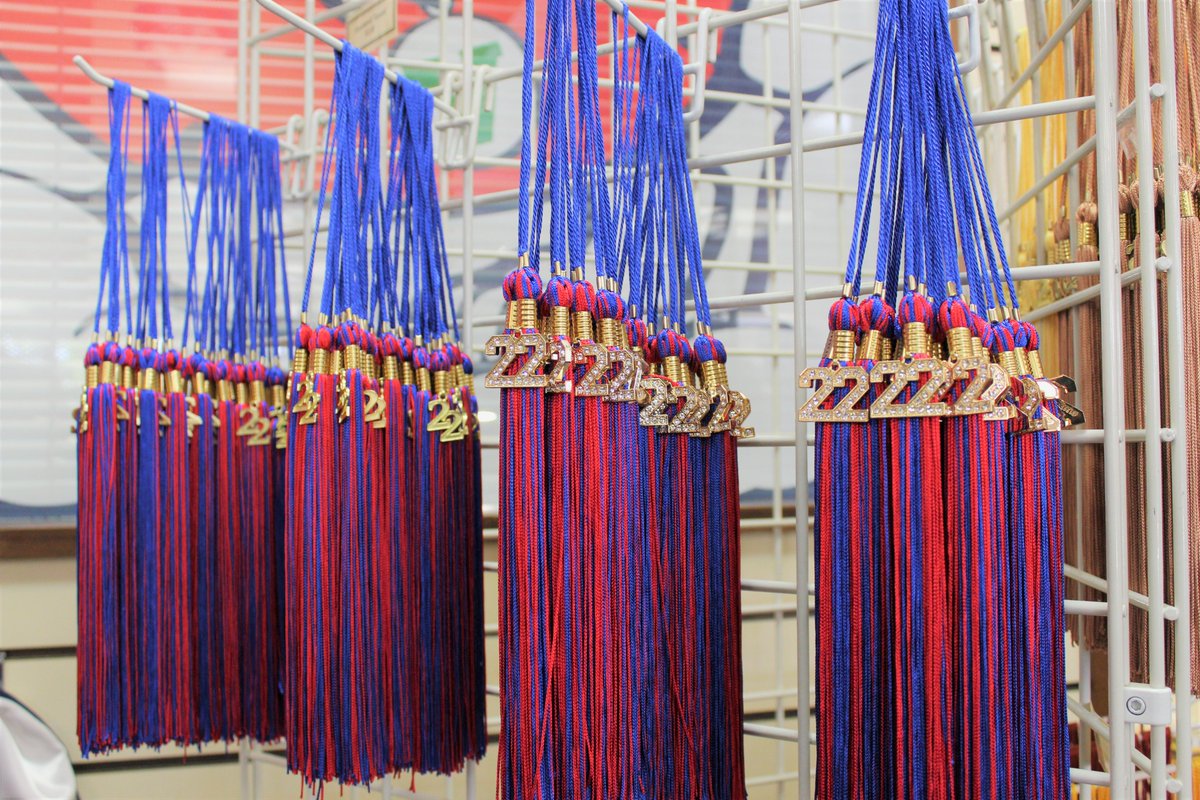It's almost time for Graduation! 🎓🎉
Stop by the Bookstore and purchase a 
Jeweled Souvenir Tassel for only $8.00 ✨