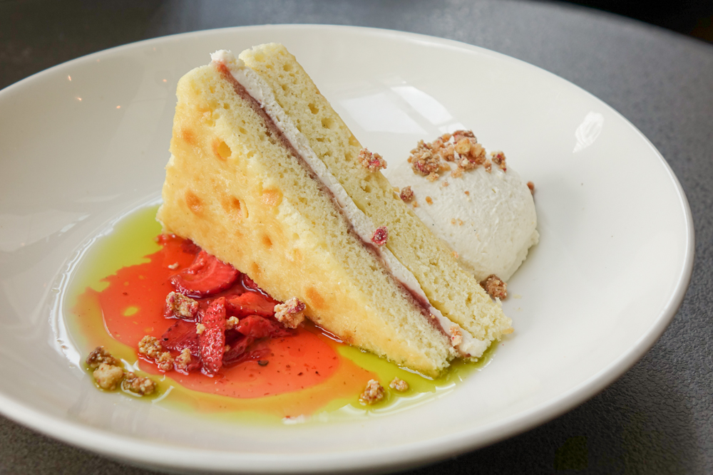 SCKBuckhead's tweet photo. ‘Tis the season for strawberries! And order the strawberry cake at the South City Kitchen Buckhead because, Friday. 😉 Roasted strawberries, whipped white chocolate ganache, strawberry streusel &amp; basil oil🍓 #SCKBuckhead https://t.co/xqpKh5zPmP