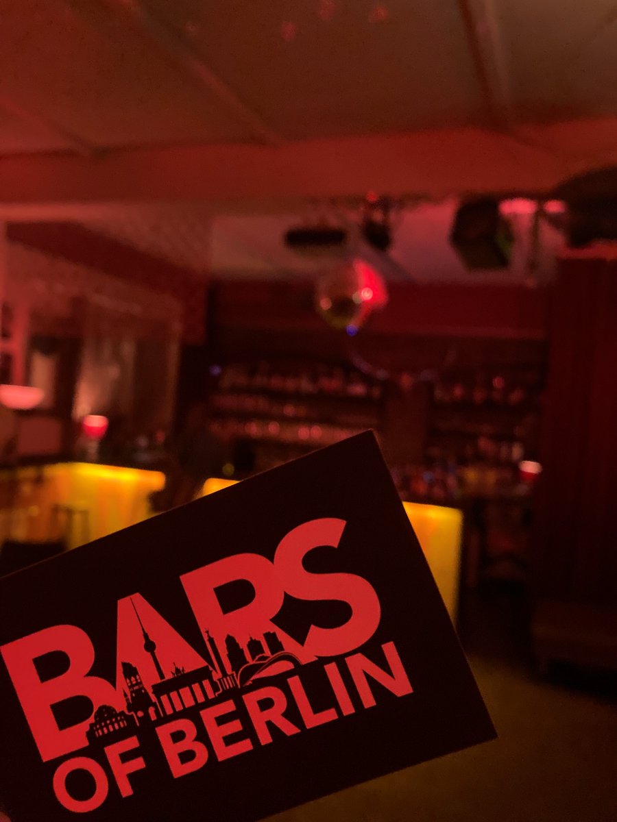BerlinTempSchbg's tweet photo. Bezirksbürgermeister @Oltmann26 und Torben Rutz (Wirtschaftsförderung) nahmen am 1. Branchentreffen der Berliner Bar Szene teil.
#barsofberlin #wirtschaftsförderungts #rawberlin #berlinbar
Weitere Infos hier➡️https://t.co/oi7eqodqEn https://t.co/IMeaLjxRQw
