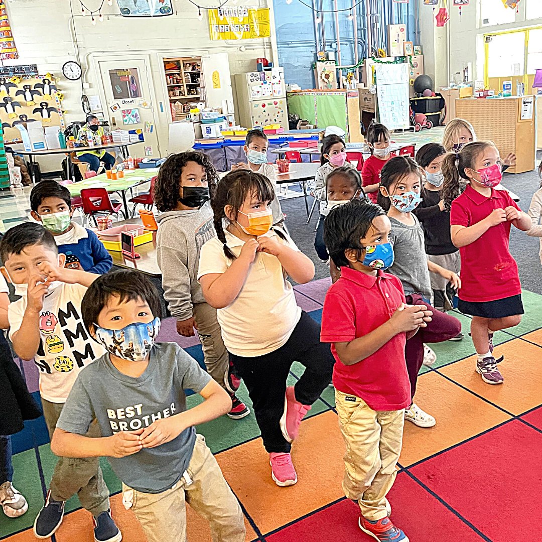 SCHOOL_Yoga's tweet photo. Youth and adults get caught in moments of moving or thinking too fast. Our feelings can also race which interferes with good decision-making.  The mindfulness tool of Calm Breathing Calm Hearts helps us slow down, focus, and improve learning. 💛📚
#SmilingCalmHearts #SELProgram https://t.co/1IeUXifYg3