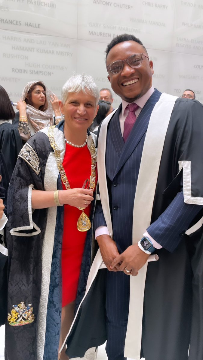 drpepple_'s tweet image. Official Membership Ceremony RCGP, London.
Las las, school No be scam.
Accolades are in order.
Dr Douglas-Iyalla Pepple,
(B.Sc, MBBCh, M.Sc, MRCGP).
To God be the glory.
#RoyalCollege
#MRCGP
#RCGP