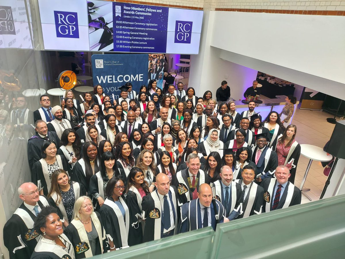 drpepple_'s tweet image. Official Membership Ceremony RCGP, London.
Las las, school No be scam.
Accolades are in order.
Dr Douglas-Iyalla Pepple,
(B.Sc, MBBCh, M.Sc, MRCGP).
To God be the glory.
#RoyalCollege
#MRCGP
#RCGP