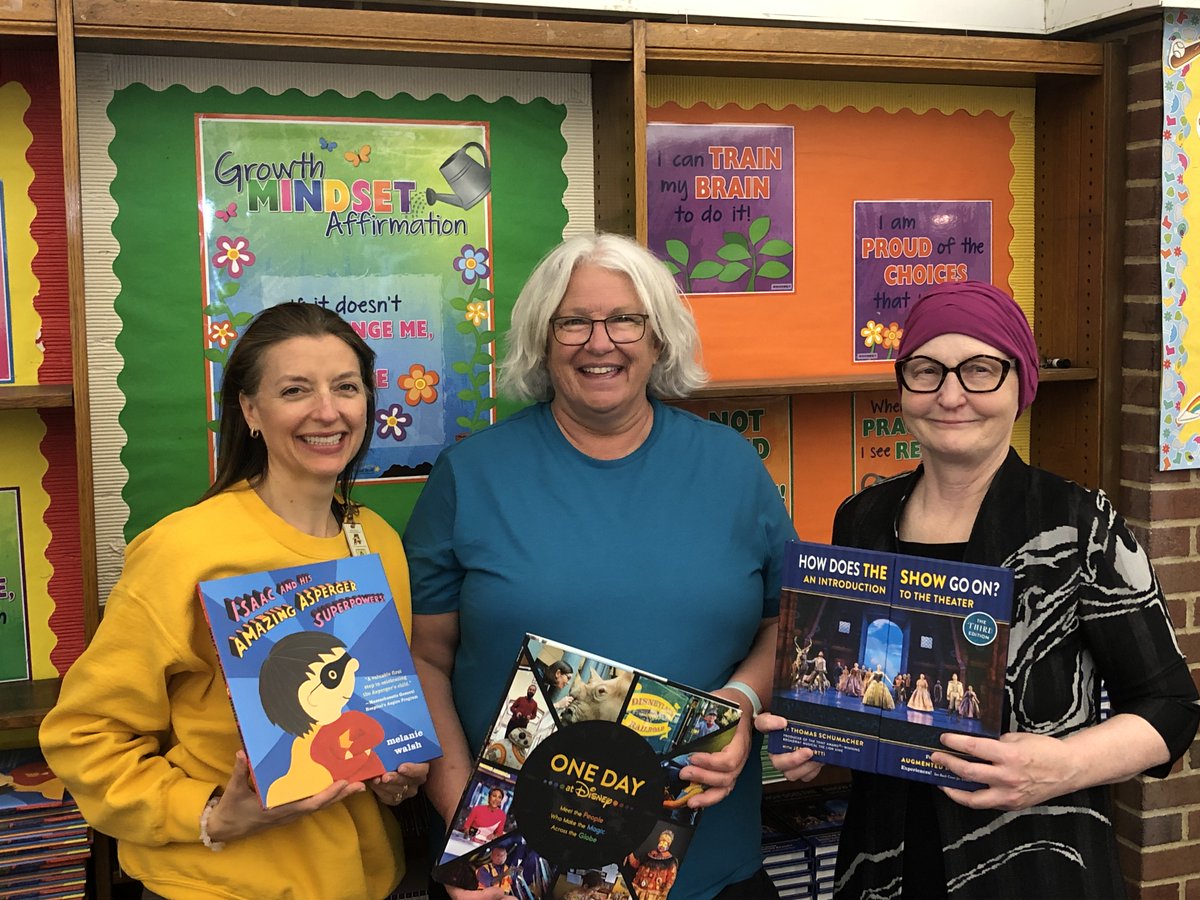 selschools's tweet photo. Students at Adrian and Rowland received over $9,000 in free books from @FirstBook thanks to the efforts of current & former SEL staff members, and Mayfield United Methodist Church. Full story at https://t.co/ovfaOqWAxo. #Rland #ArcNation https://t.co/mkjaeZqsup