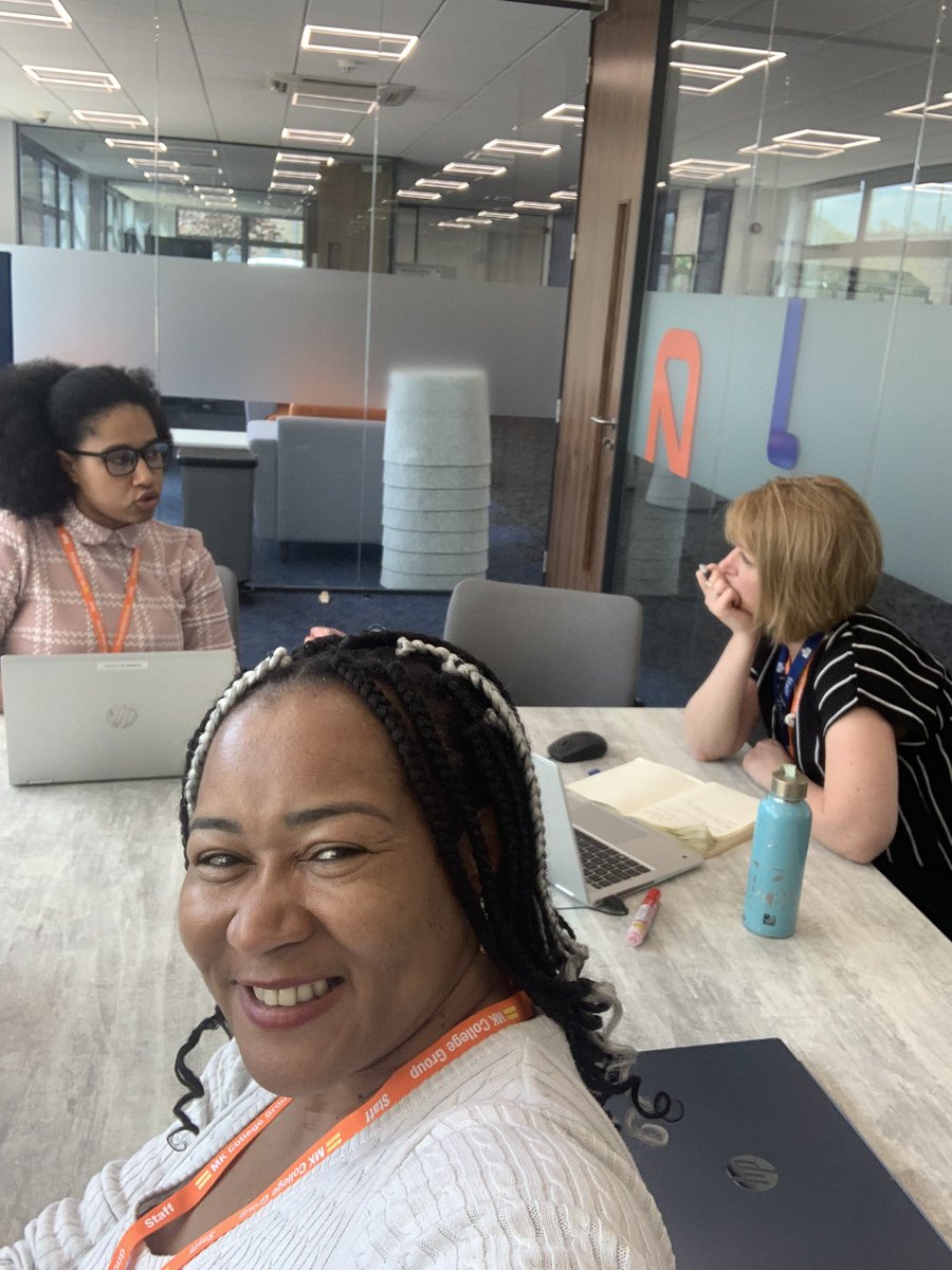 ShalomLloyd's tweet photo. Fabulous tour @MKCollege Chaffron Centre! A unique blend of business centre facilities, hireable venue, community, learning and access to an on tap talent pool is a #mustsee and #mustuse 🤩 Afternoon spent @SouthCentralIOT = pure innovation!
#highereducation #business #talent https://t.co/mg5NJlSPao