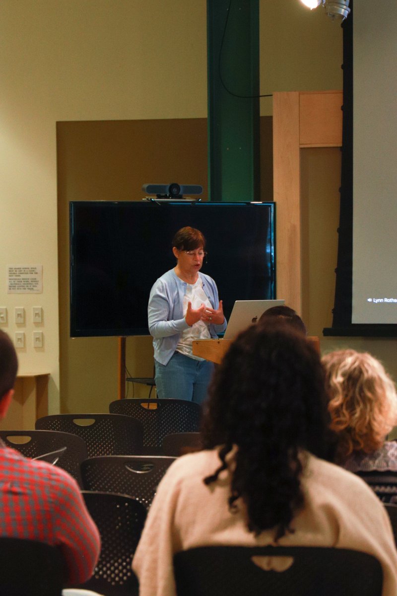 LiMC2_PennState's tweet photo. Our second and final featured speaker for the day is Lynn Rothschild discussing “Mycotecture Off Planet.” #hybrid #research #livingmaterials #limc2 #pennstate https://t.co/Z3voOKB0dB