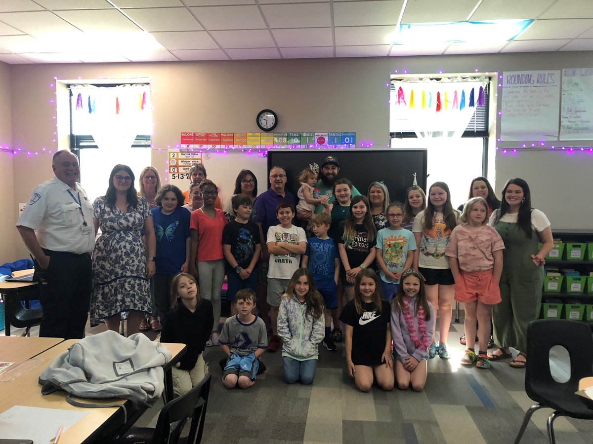 We presented the Blue Devil Coin to Denman Fourth Grader, Chloe O'Bryan. Her classmates, her teacher, and her student teacher all wrote letters describing Chloe as a great young lady who cares for her classmates, works hard, is positive all the time, and is a great leader. https://t.co/gxoce8t9wz