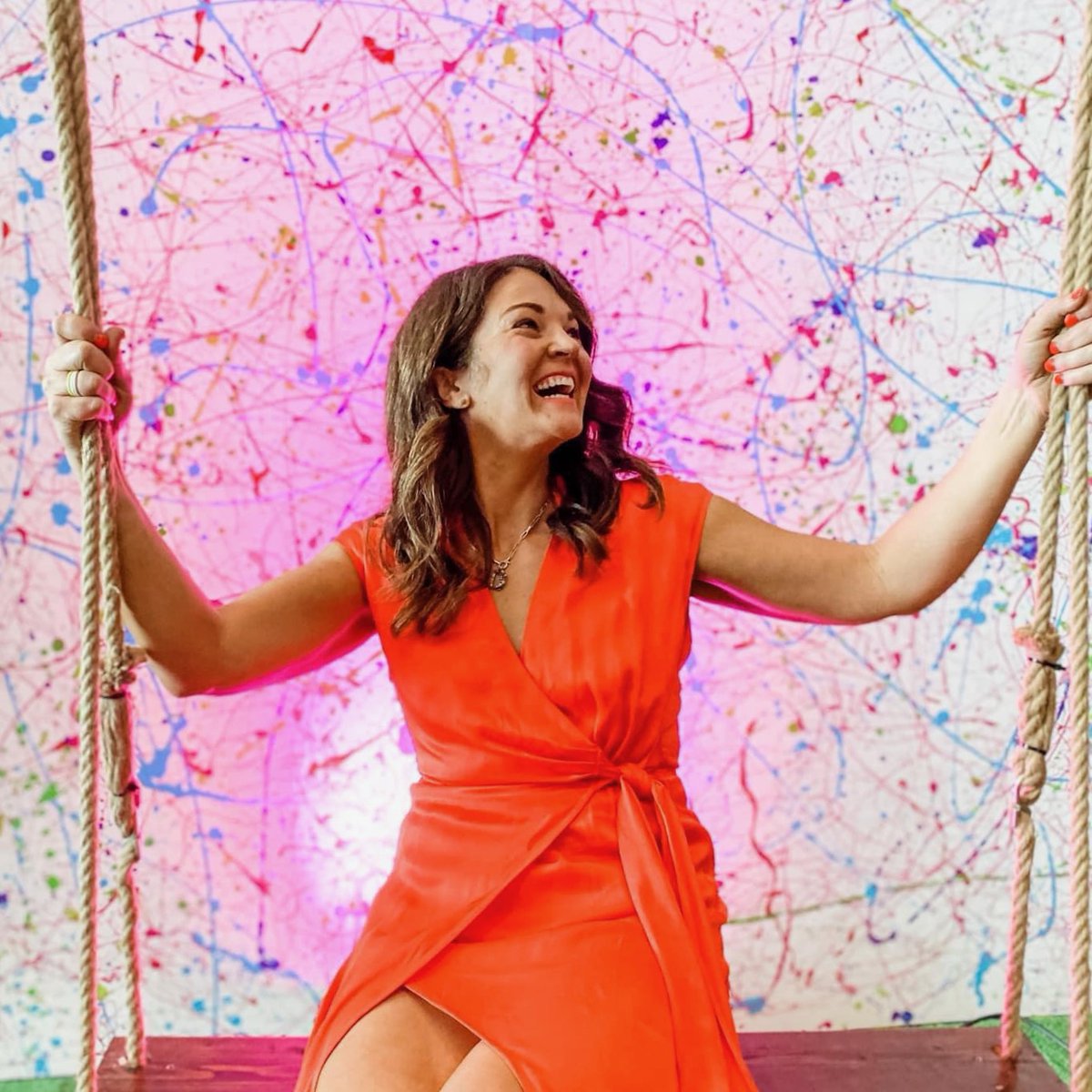kidsfitwellness's tweet photo. C O N F I D E N C E  = 🔑

Please help us congratulate Hy-Vee KidsFit Director, Daira, who was recently awarded with the Inspiring Women of Iowa 2022 Confidence Award from @GSGI! 

#hyveekidsfit #womeninspiringwomen https://t.co/bBW66e6q43