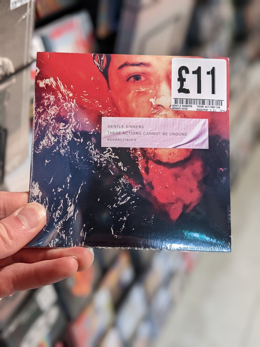 FoppGlasgowU's tweet photo. The essential key albums from #NewMusicFriday!
⚪@theblackkeys - #DropoutBoogie
⚪@florencemachine - #DanceFever
⚪@kevinmorby - #ThisIsAPhotograph
⚪@gentle_sinners - #TheseActionsCannotBeUndone
(the debut project from @AidanJohnMoffat and James of @thetwilightsad!)
+ more! https://t.co/82uKUeXHDi