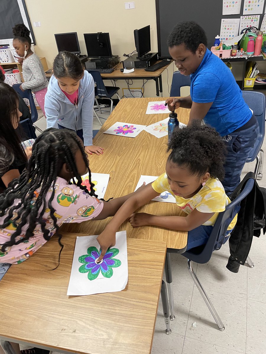 Second graders were pollinators today looking for the most attractive, colorful flowers to pollinate!