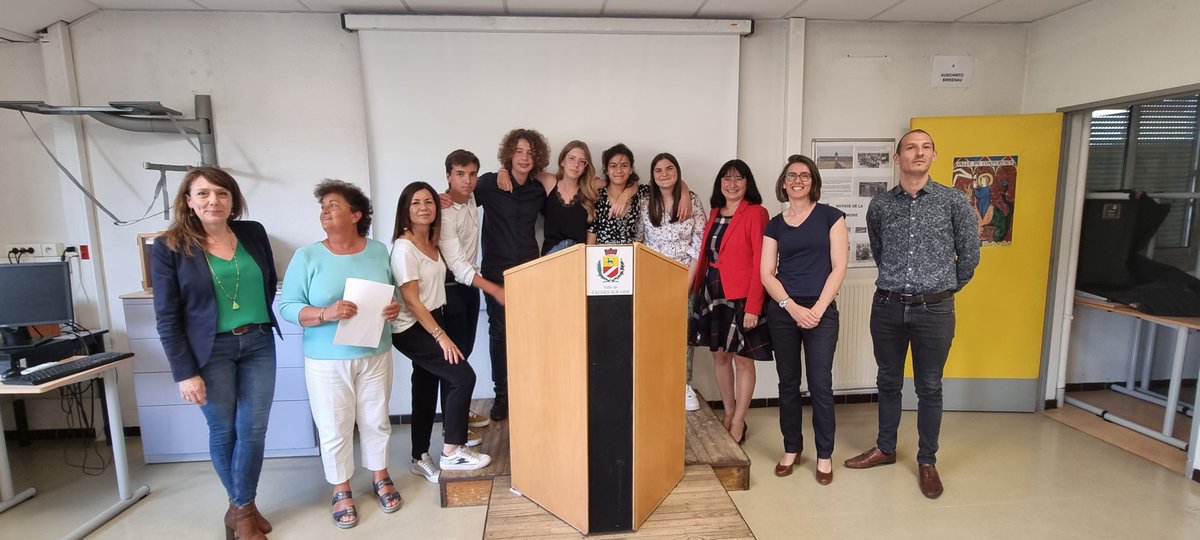 lesbreguieres's tweet photo. Concours d'éloquence saison2!
Nos éloquents nous ont offerts de très riches prestations "notre regard sur les étrangers a-t-il changé ?" "peut-on tout accepter au nom de la science ? "le savoir c'est le pouvoir ?"
Bravo les élèves!MERCI les professeurs!
@AcademieNice @CNBarreaux https://t.co/5ig445nsWA
