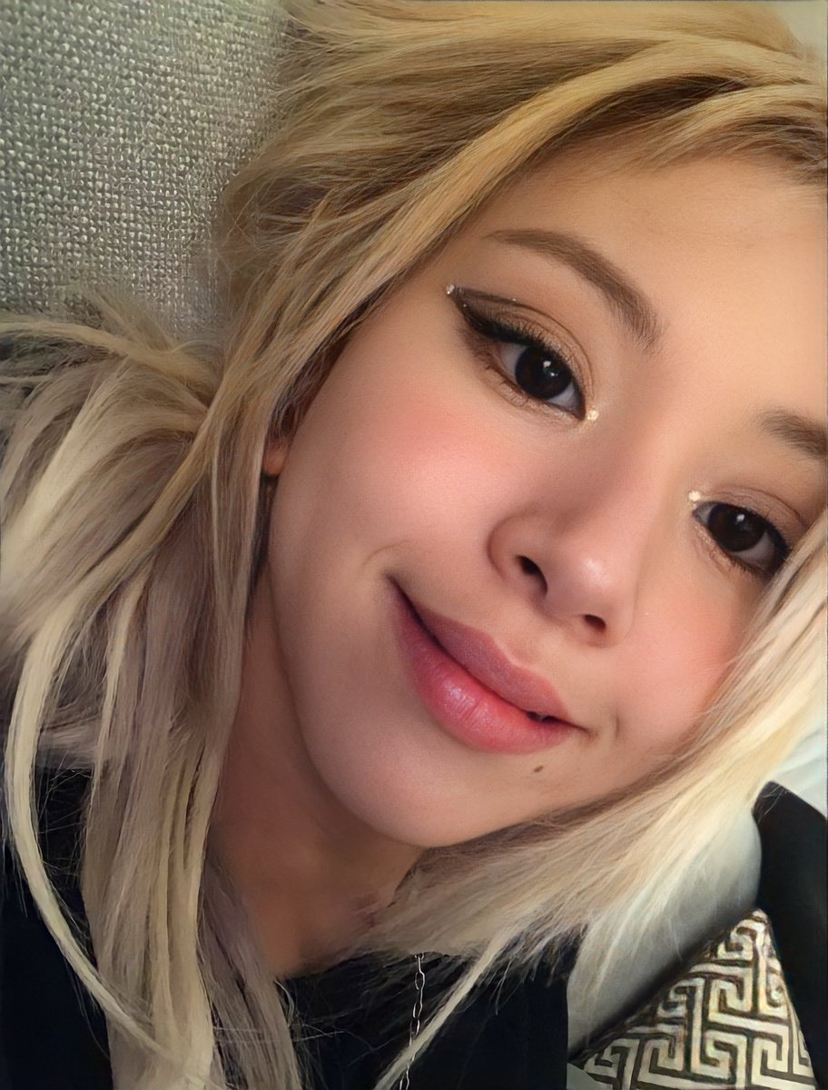 chaeyoungspics's tweet photo. your crush son chaeyoung https://t.co/O15ENr74As