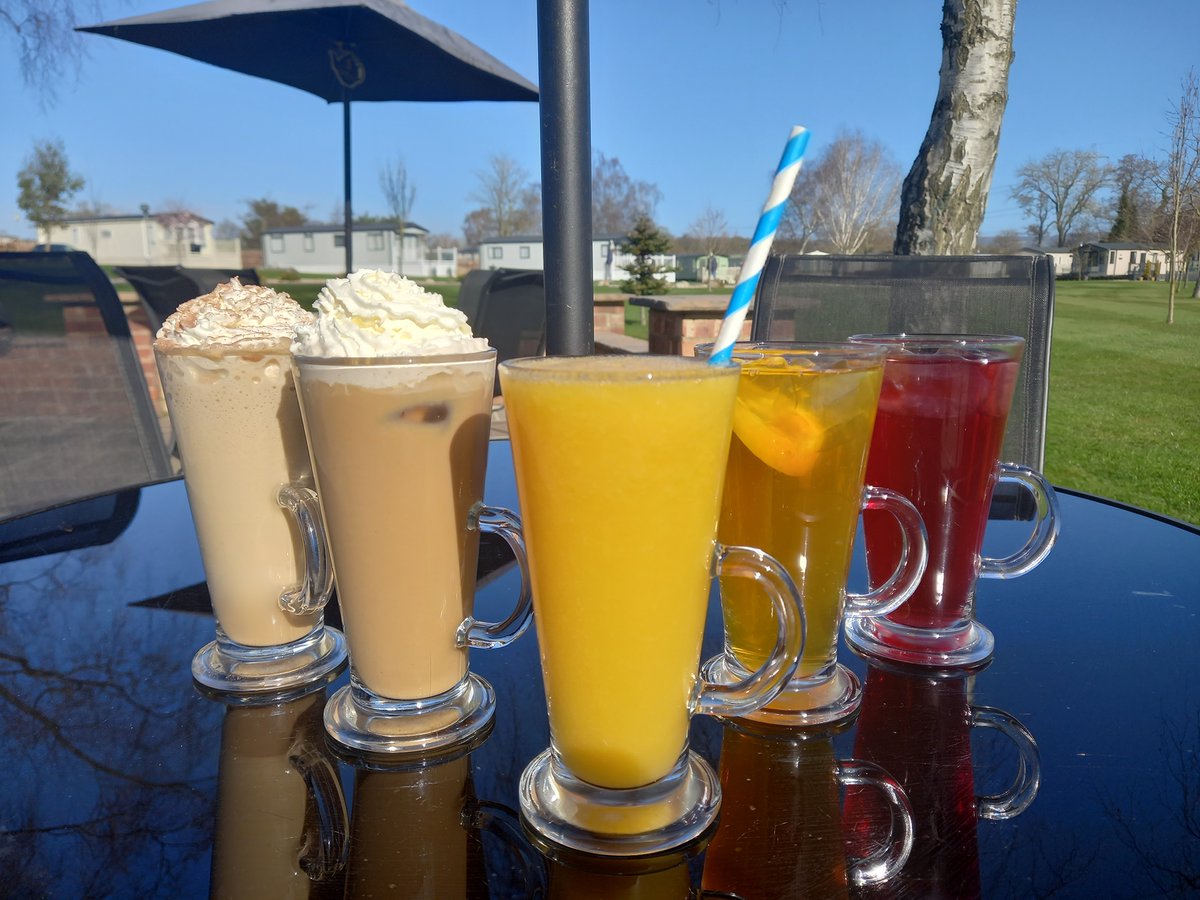 YHLParks's tweet photo. We are hoping for some sunshine this weekend! โ๏ธ
Make sure to pop into The Old Barn Coffee Shop and try one of their delicious new Fruit Smoothies, Iced Teas or Iced Coffees. ๐น
Open 7 days a week from 9.30am - 5.00pm.
#coffeeshop #weekendplans #thingstodoinyorkshire #thirsk https://t.co/NNsVHyftvH