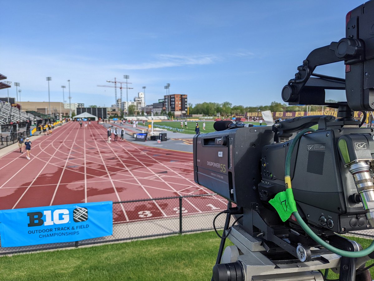 TedLeroux's tweet photo. On camera for @BigTenNetwork coverage of Big Ten track and field championships. Beautiful day in Minneapolis! https://t.co/g1GCb18YG9