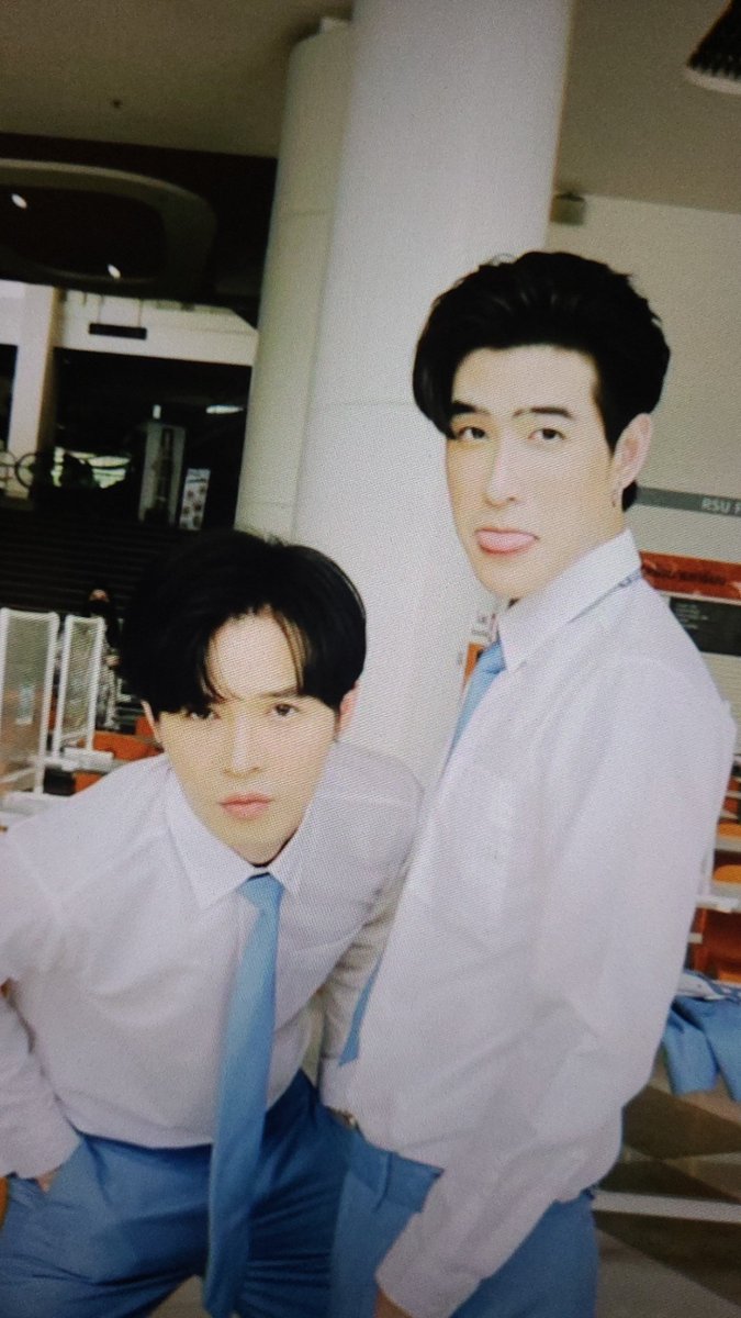 คู่หู คลั่งรักกกก เด็ก ทั้ง สอง 
#แอบหลงรักตอนจบ