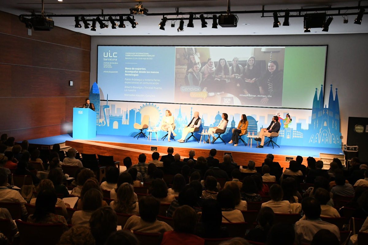 UICBarcelona's tweet image. 👉 La 1a jornada de #FamilySupportUIC finaliza con la mesa redonda sobre acompañar desde las nuevas tecnologías, con Pablo Aróstegui (@paroste), Victoria Ferrer, Alberto Baselga, Trinidad Puente y Mercedes Haydon (@CanaVox).

#FamilySupportUIC