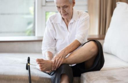 BenenatiFoot's tweet photo. What are the basics of good foot care? Start here with our list. https://t.co/mnKAYbEaw9

#BenenatiFootandAnkleCareCenters #HappyFeet #HealthyFeet #FootHealth https://t.co/zu23b1MJT3