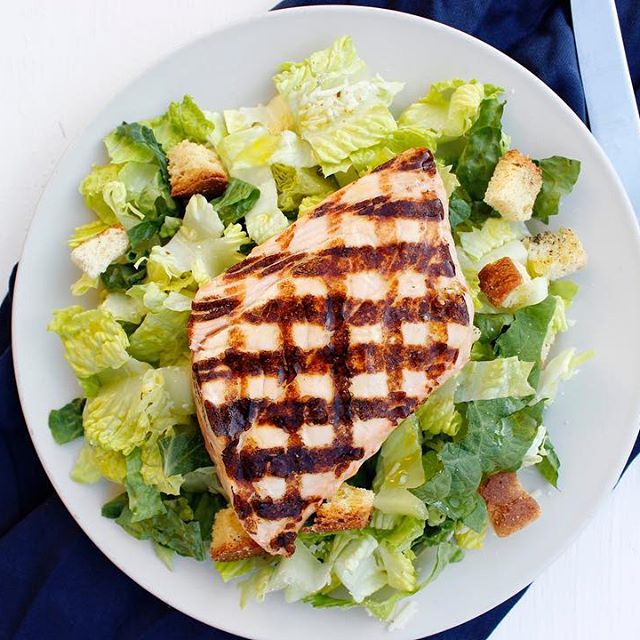 All of our Entrée Salads can be topped with your choice of  Atlantic Salmon, or Chicken Breast. What are you combination are you choosing? 😋🥗