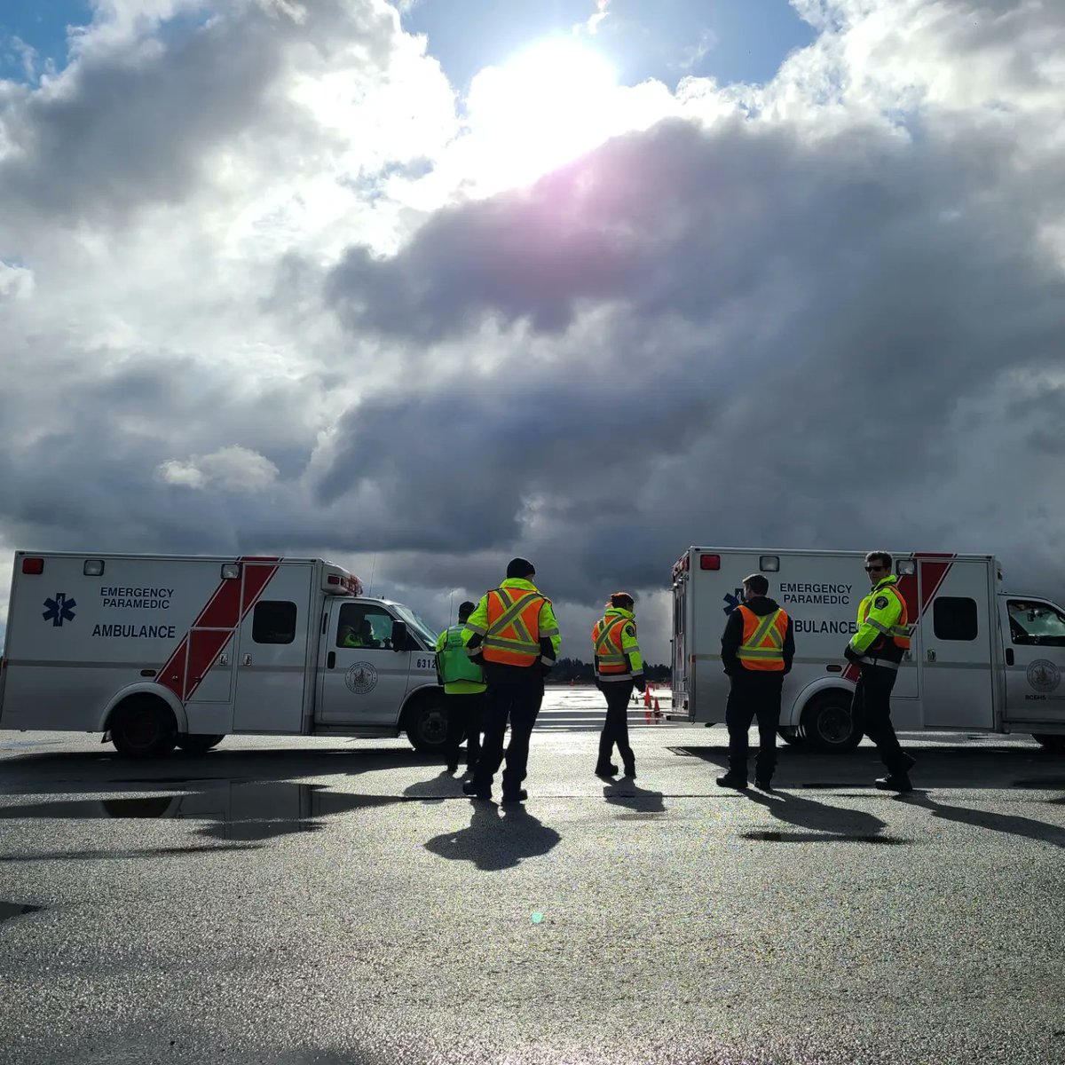 gregs8483's tweet photo. Days 1 and 2 of BCEHS New Employee Orientation Track days. 6 new staff coming to a station near you! @BC_EHS @BCEHS_CPP https://t.co/hfyJXq19d4
