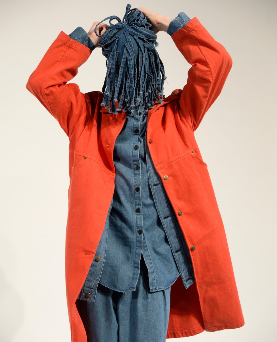 made's tweet photo. Extra fringe, please! LA-based label @69us, worn by the likes of Erykah Badu and seen in Beyoncé’s music videos, prefers a non-gender and non-demographic approach to design. Swipe for looks seen at their Fall 2016 #MADENY presentation ⬅️👖 https://t.co/Pgwr5tVRHq