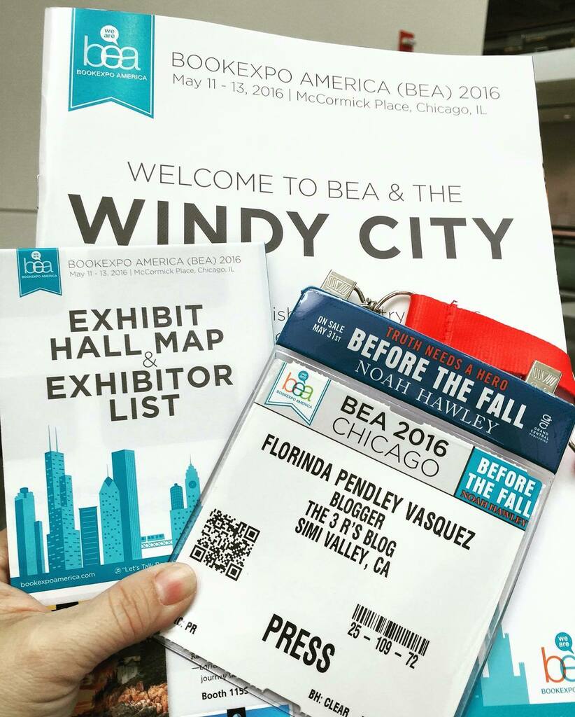 florinda_3rs's tweet photo. Today’s #yearinpictures is 2016. Thanks to @whatsheread for the reminder that it’s been SIX YEARS this week since #bea2016 in Chicago!
So many books! So many book PEOPLE! So many fun moments, like joining @bethfishreads in shaming @sheiladechantal for t… https://t.co/QBSbGX2RwN https://t.co/uynmq3DGz3
