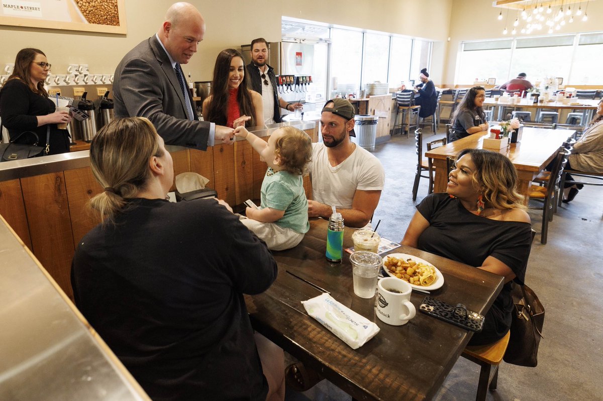TakeBackGA's tweet photo. .@MattWhitaker46 fist bumps for freedom! 👊🏻 Everyone’s all smiles and ready to #TakeBackGeorgia! https://t.co/qtW6l8uTFJ