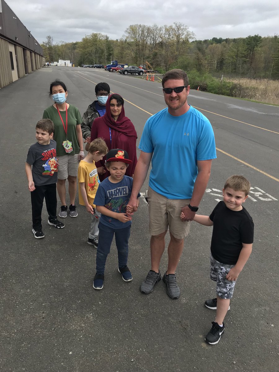 BTBOCES_IP's tweet photo. Out and about on our main ⁦@BroomeBOCES⁩ campus, we ran into Miss Conti’s Oak Tree class, taking a walk for PE class today. Happy Friday! ⁦@BOCESofNYS⁩ ⁦@McNairBOCES⁩ ⁦@AnnetteVarcoe⁩ https://t.co/xVoJEpKPdN