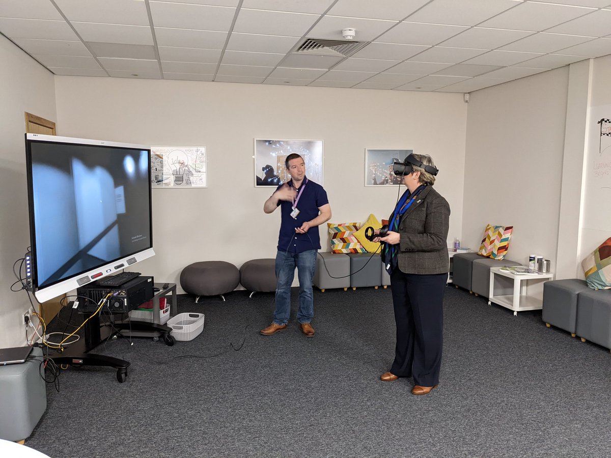 joannaccherry's tweet photo. Great to catch up with @ACumberford1  along with staff and students at @edinburghcoll in the Care Hub to hear more about the fantastic work they are doing in health and social care, including cutting edge immersive training for dementia care. Thanks to Carly and Julian https://t.co/O7scwpLOhp