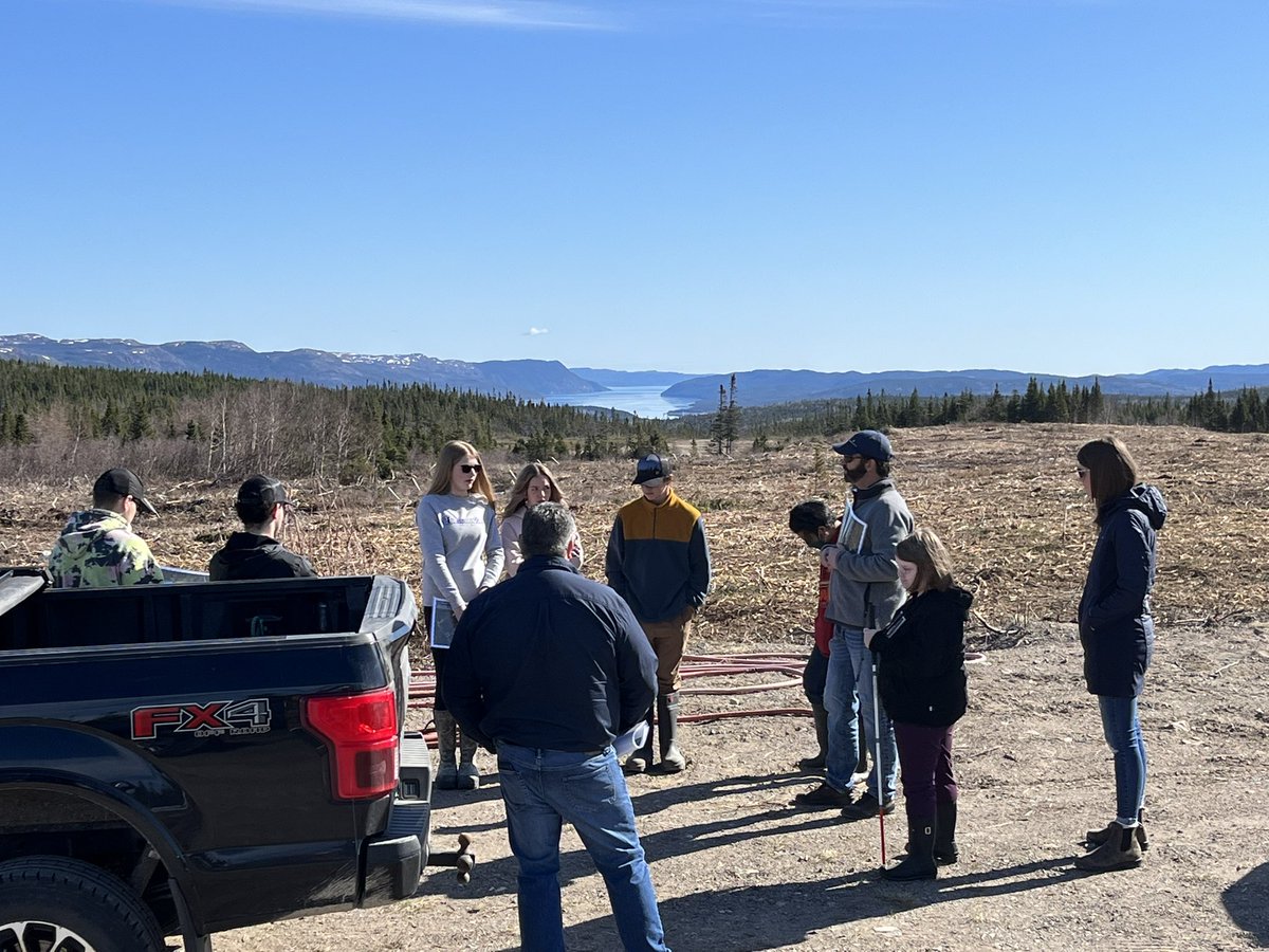VAV_Vikings's tweet photo. Our Mining Sector Challenge team travelled to the Hammerdown Mine site today to gain perspective for our partnership project with @MaritimeGold and @CNA_News. We learned about everything from geomatics to economics. #MiningFortheFuture https://t.co/Dgb9Phrjgc