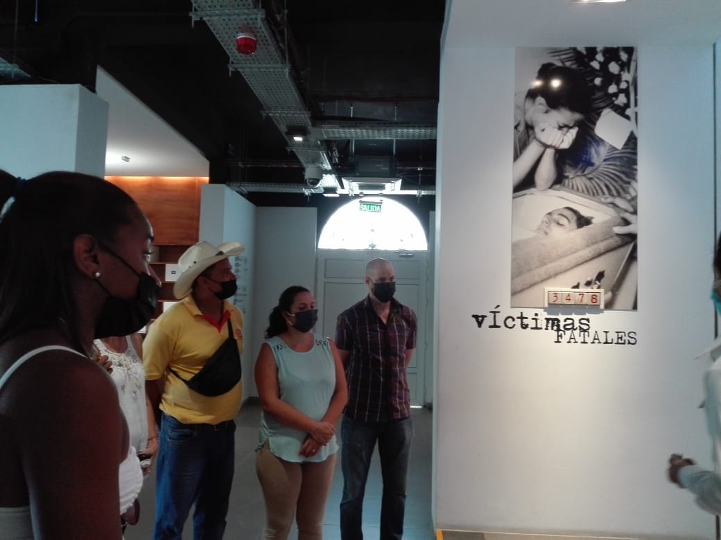 YasminGzlez74's tweet photo. Visita de los jóvenes de IPROYAZ en la Habana al Memorial de la Denuncia, desde nuestra historia nos crecemos para ser hombres y mujeres de ciencia. #iproyaz. #Azucareros. #continuidad. #VamosPorMás. https://t.co/ZKEDF84yH0