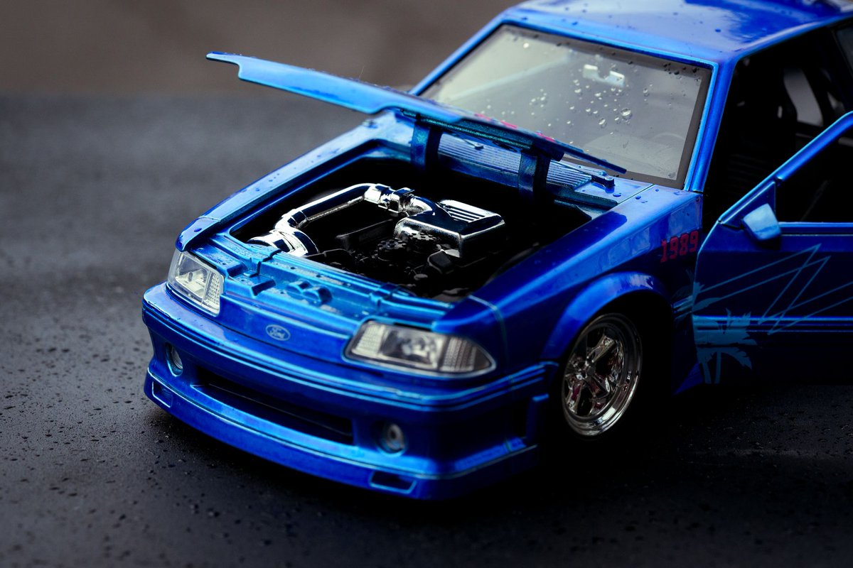 JadaClub's tweet photo. Feeling Foxy? The 1989 Mustang GT is a fox-bodied retro racer. This stylish 1:24 scale icon shifts gears to the glorious 80s. 

Shop now: https://t.co/mkEjM02m7k 

#Jadatoys #Jadanextlevel #Ilovethe80s #Ponycars #Fordmustang #Foxbody https://t.co/pQIDoIJqfZ