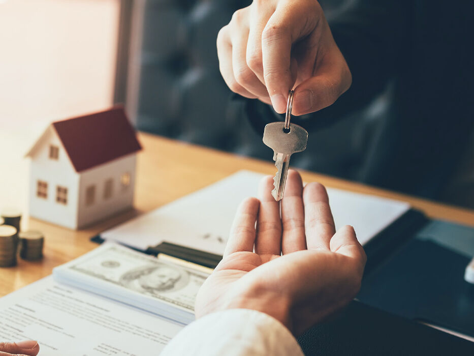 GroveRealty's tweet photo. 🏘 Buying a home allows you to stabilize what’s typically your biggest monthly expense: your housing cost. If you get a fixed-rate mortgage on your home, you lock in your monthly payment for the duration of your loan, often 15 to 30 years. 

🌎 https://t.co/fiVCfrrM0A

#realtor https://t.co/djbdgCJE6M