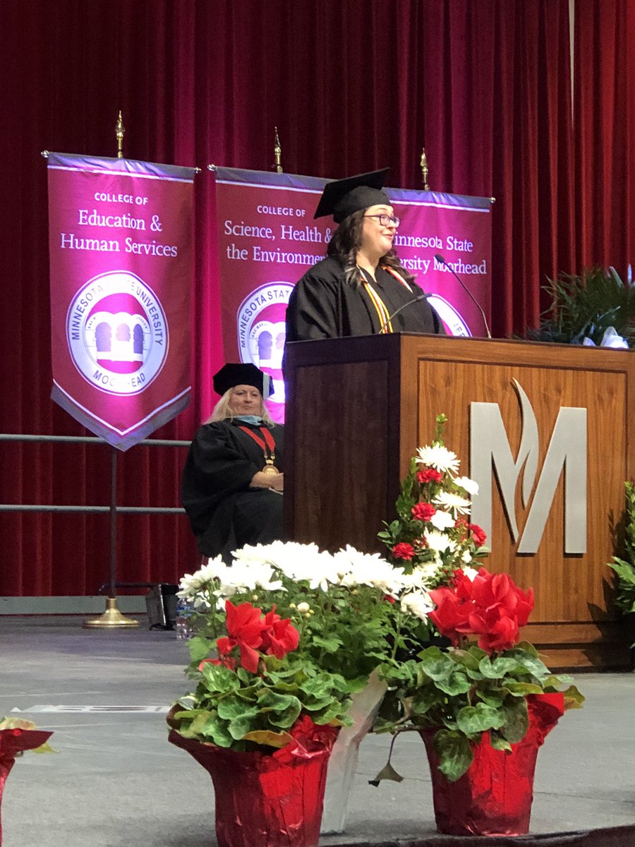 So happy and proud of this graduate! #ashley <a href="/MSUMoorhead/">Minnesota State Moorhead</a> #msum2022