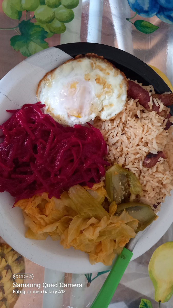 eliassibe's tweet photo. Almoço de hoje sexta-feira https://t.co/ycHaMCy6o9