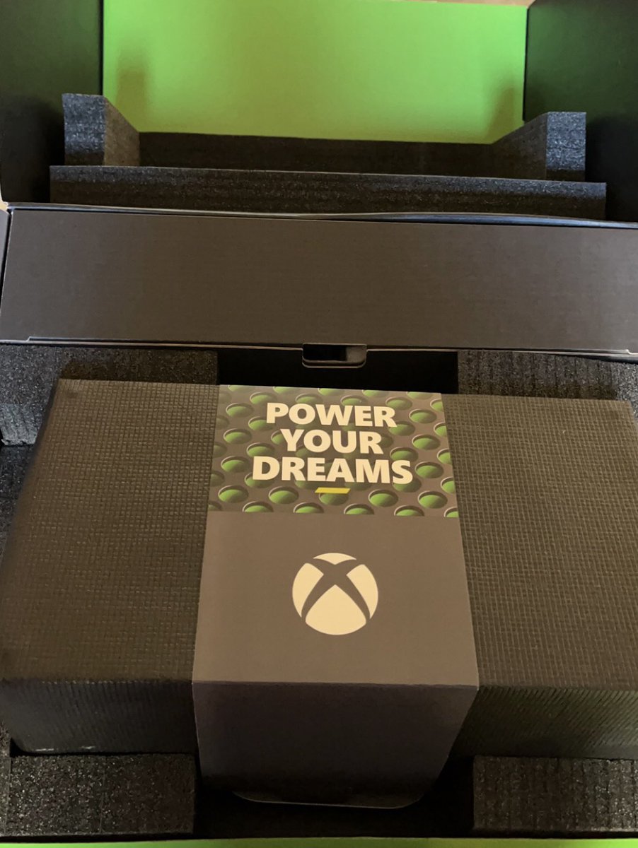 Faïza 🎮 tweet media