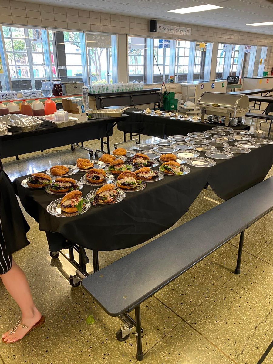 Huge thank you to First Bank for providing food for the staff members at <a href="/BookerTWashElem/">Booker T. Washington</a> during testing week. Thank you for being a loyal PIE Partner to Booker T. #iamwfisd #piewfisd