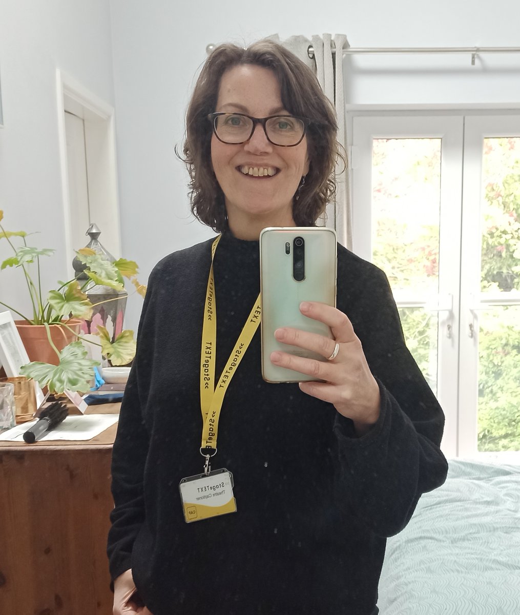 Stagetext's tweet photo. Fantastic work by captioner @kathrynjmcauley on #PlayThatGoesWrong last night at @CurveLeicester! And great to see the new Stagetext lanyard on display, it's a strong look! https://t.co/CC2wSvaEhd