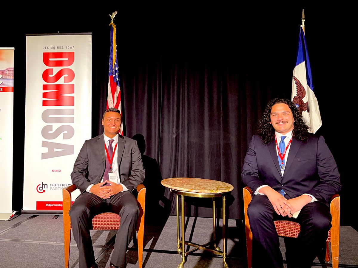 rayrayhow's tweet photo. Here’s a workshop you probably missed while on #DMDC.
TL;DR: “Thanks for showing the first cohort, at least Justin and I, an amazing event and wonderful networking opportunities! We are incredibly grateful!” #DMDC2022 #keepiowafirst https://t.co/EgktJfMgGj