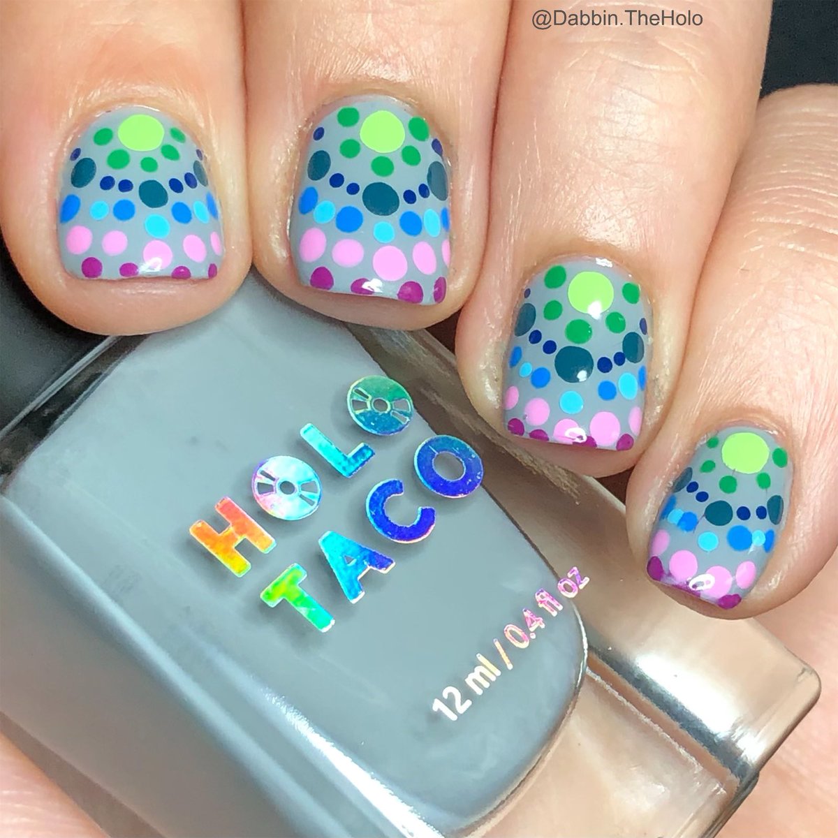 DabHolo's tweet photo. Using the @holotaco dotting tools, I had to explore for dotticure 44! @nailogical https://t.co/jHrD8U7fab