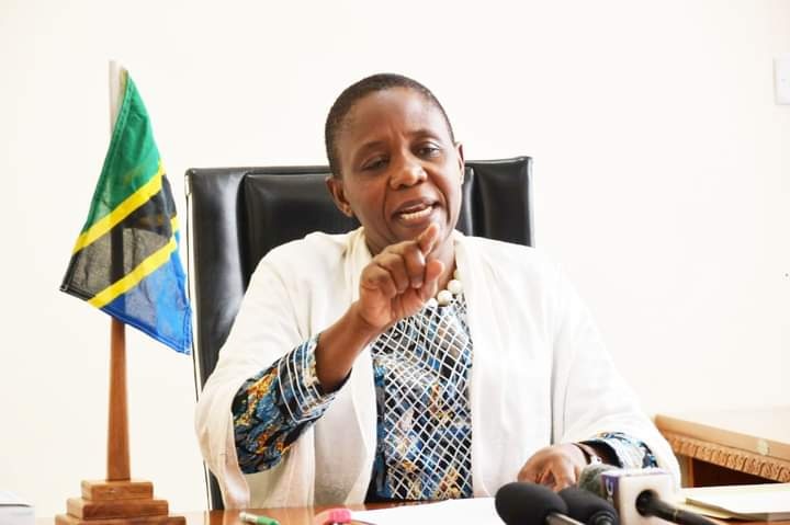 vuka_tz's tweet photo. Dkt.Gwajima:Vitendo vya Ukatili vinavyoendelea katika Jamii  haswa kwa watoto 60% vinatokea majumbani  huku  40% vikitokea katika maeneo mengine  tofauti tofauti https://t.co/PduieFo75c