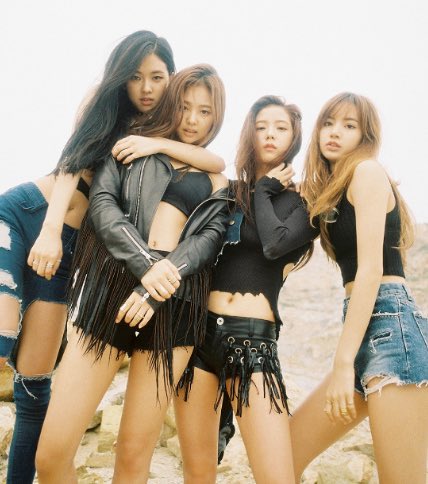 chartsblackpink's tweet photo. .@BLACKPINK has now earned 2.6 billion on-demand streams, 500K song downloads and 440K album sales in the US. https://t.co/CzzmbKlkj5