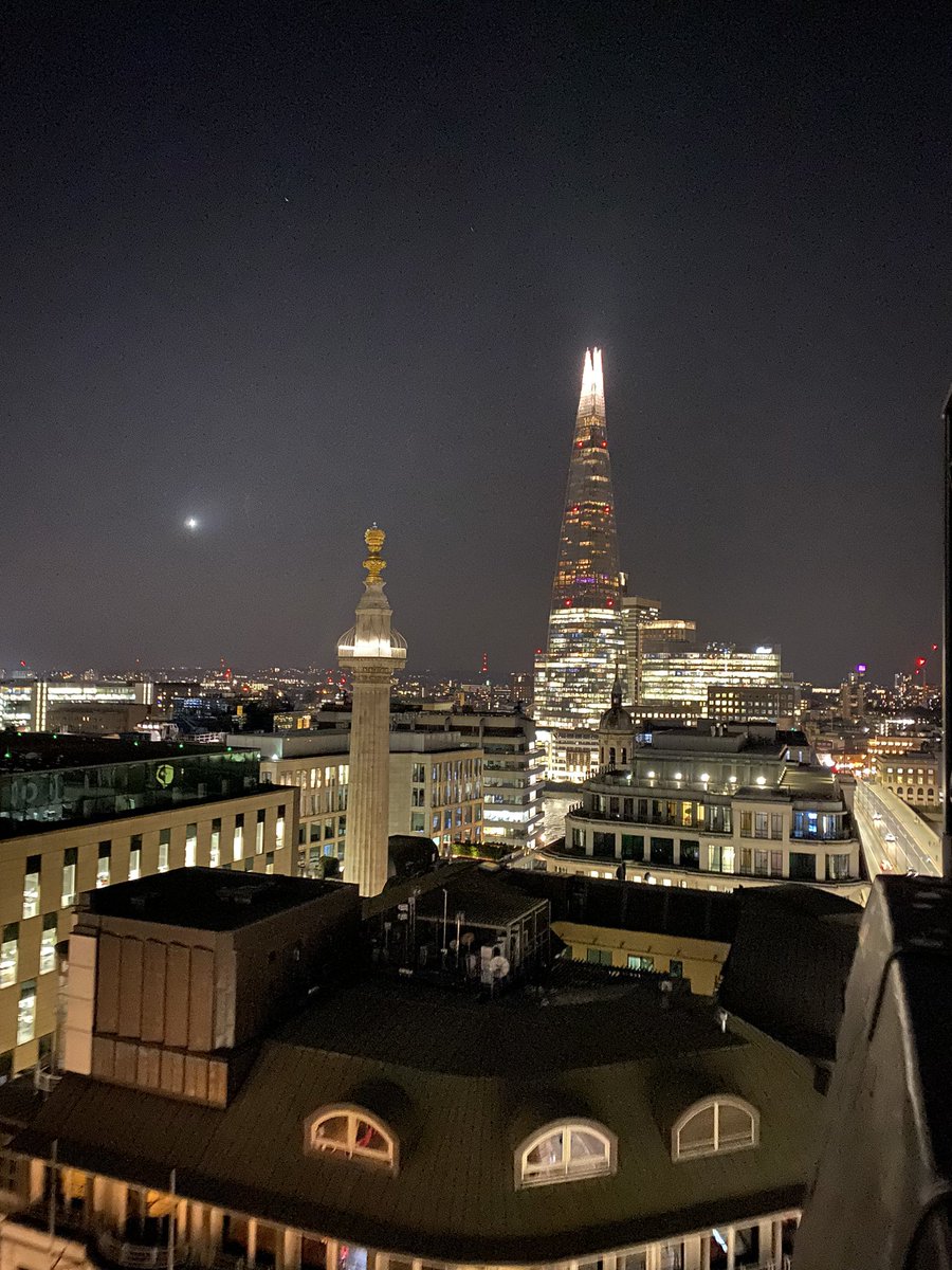DecoratorsCmc's tweet photo. Had a week in london at the newest rooftop bar !! Amazing job using @arte wallcoverings and @DuluxDecCentre herritage paints https://t.co/3ropdxPsPz