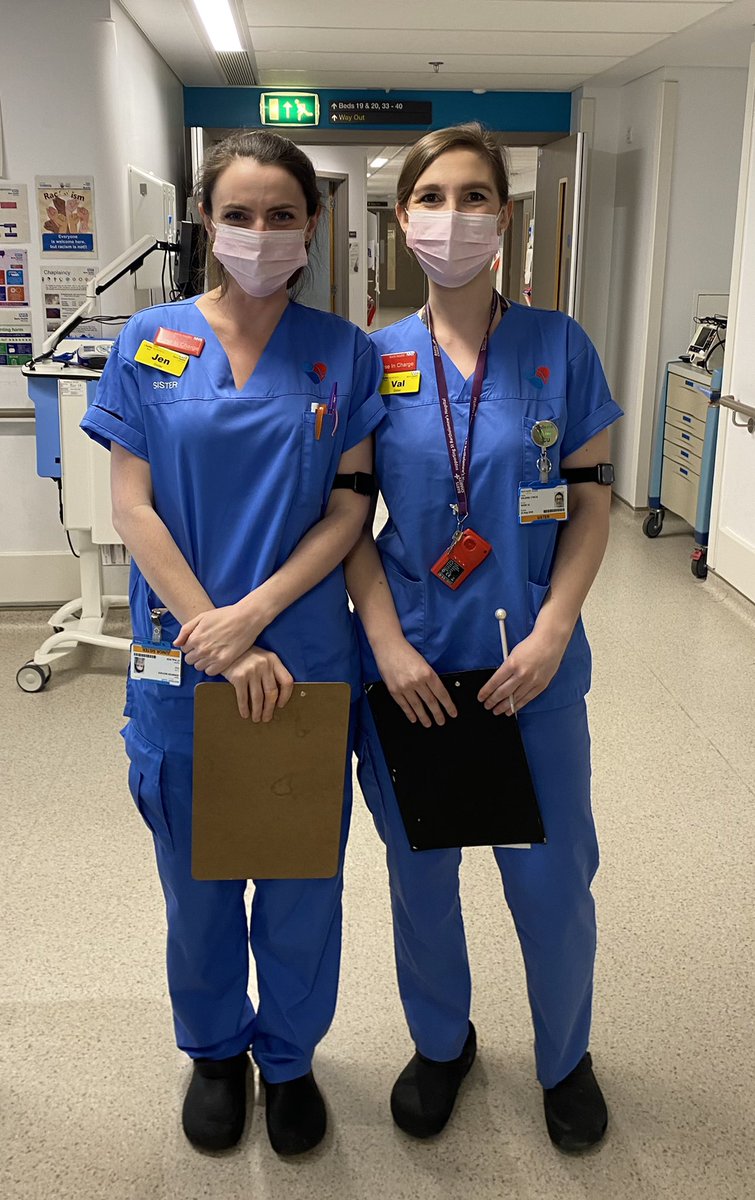 vals_lynch's tweet photo. Spot the Difference? Twinning with @jenjenm89 @BartsHospital https://t.co/9ynym1Lyb7
