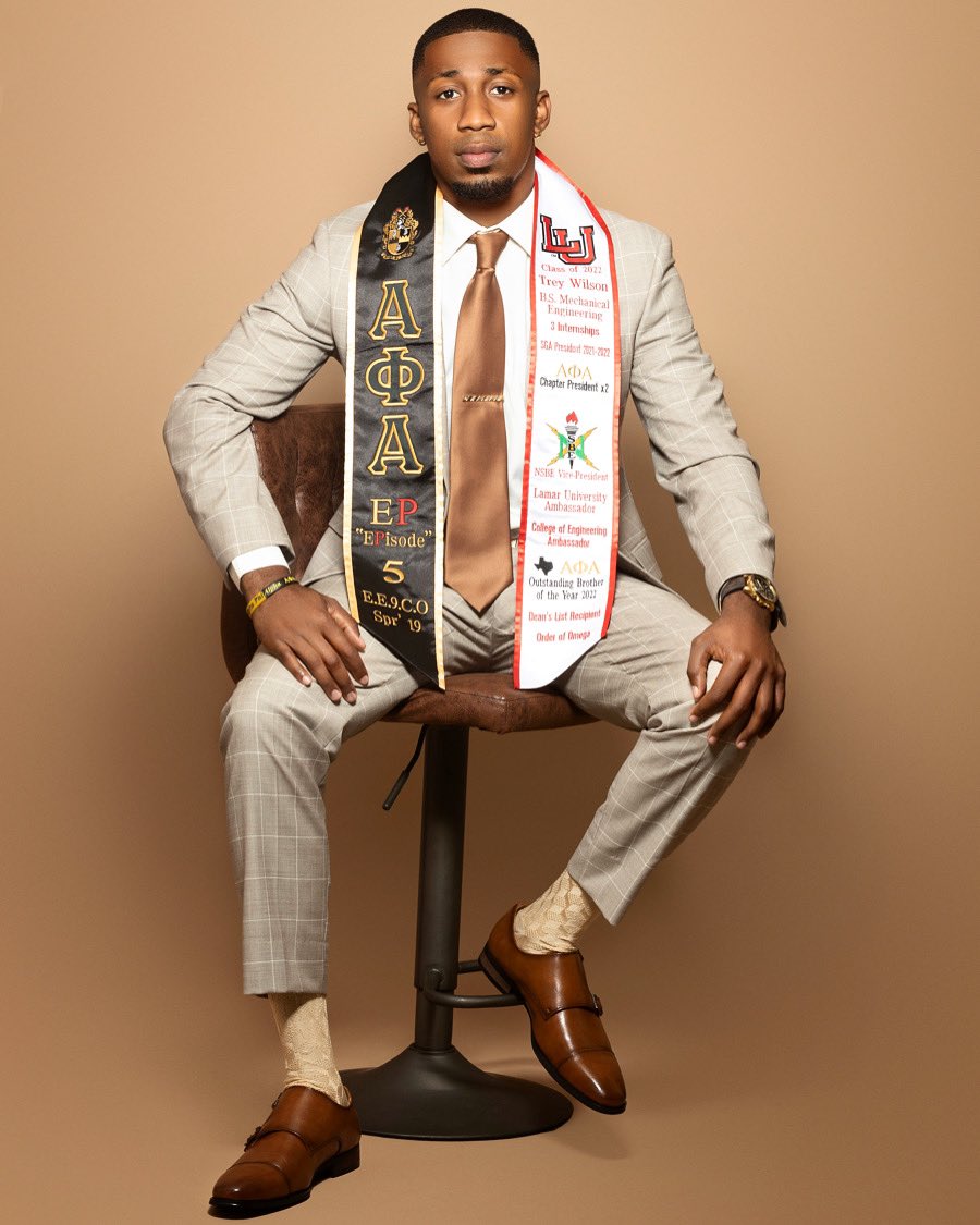 TreyWil5's tweet photo. I never planned for it to be this way… but I am so thankful. 🙏🏾 
✅ B.S. Mechanical Engineering 
✅ 6 Job Offers
✅ 3 Internships 
✅ SGA President 
✅ APhiA Chapter President x2
✅ President of the Year x2
✅ Brother of the Year
✅ Engineering Ambassador
✅ The list goes on… https://t.co/oMqInMeWJC