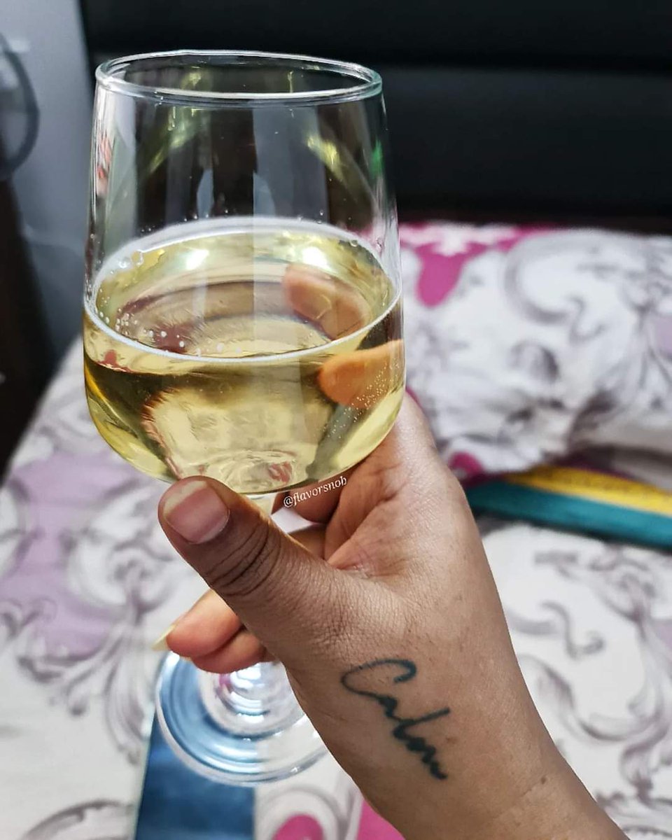 stutiroy1's tweet photo. Let's welcome the (extended) weekend... And keep calm :)
@pupuldutta u r always a good host :)
#drinkporn #letsdrink #nodiet #cheers #winelover #love #whitewine #wine #2022goals #friends #friendship #dinnerwithfriends #dinner #weekends #weekdaysbelike #weekendvibes https://t.co/YmgIoRNW6g