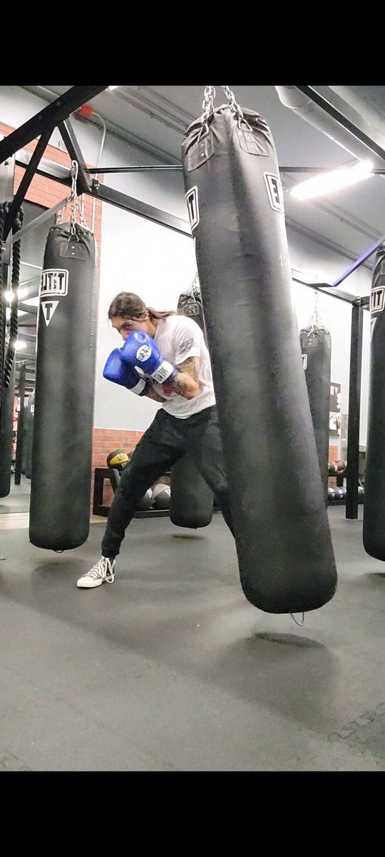 Codey_red's tweet photo. Let's sparr some time
#creatorclash #ippo https://t.co/KaeJTgkjhf