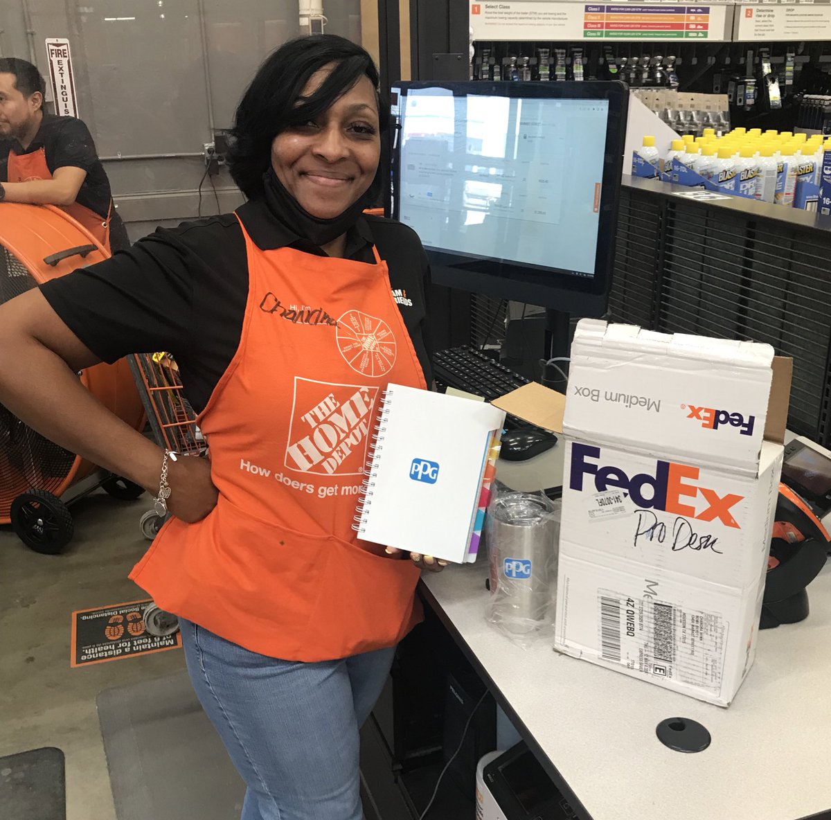 JennyBarnardFES's tweet photo. What!! 📣PPG recognizing #HD0569 PASA Chandra for driving sales and being consistent with consultative selling. Way to GO!! @MichaelFloresHD @JarrodFarmer4 @idrissi_mary @cooley808 @DIana_0569 @_mayra_valencia https://t.co/PMarJhi43I